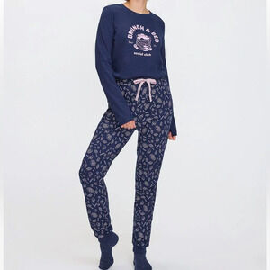 Reitmans Long-Sleeve Top and Jogger Cotton Pyjama Set